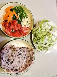 Make Big cabbage, fried meat step 0