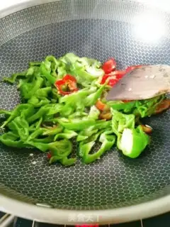 Make A bowl of quail eggs step 3