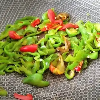 Make A bowl of quail eggs step 4