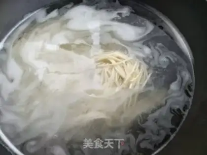 Make Tomato noodles step 4