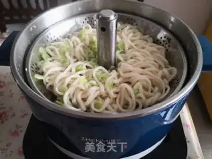 Make Yellow bean noodles step 5