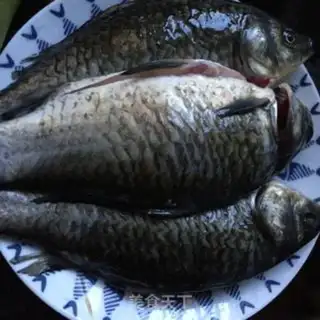 Make Roach tofu fish soup step 0