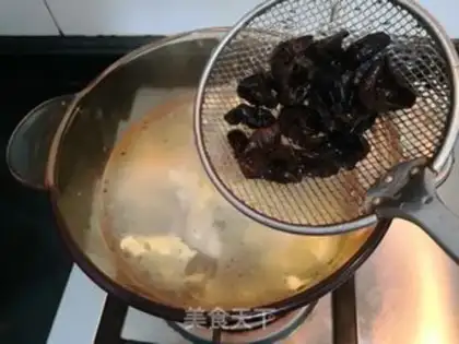 Make Dragonhead soup step 11