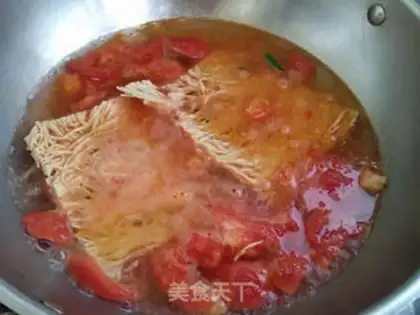 Make Tomato noodle soup step 3