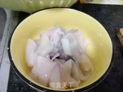 Make Seafood Italy Noodles step 1