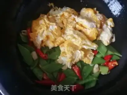 Make Dutch chili fried eggs step 7