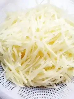 Make Spicy potatoes step 3