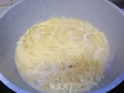 Make Seafood Italy Noodles step 15