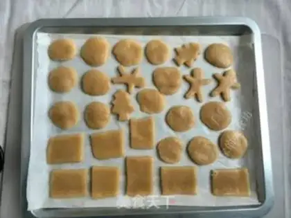 Make Spider crackers step 6