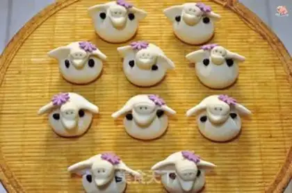 Make Cute pigs step 10