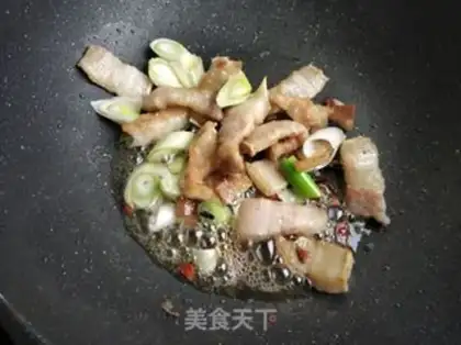 Make The cabbage curry is frozen tofu step 8