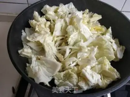 Make The cabbage curry is frozen tofu step 13