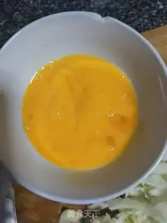 Make Simple eggnog noodles step 1