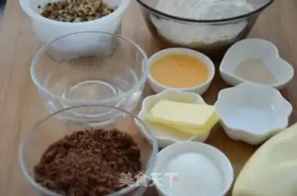 Make Three-coloured quinoa pineapple toast step 0