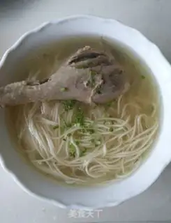 Make Salted geese hot noodles step 7