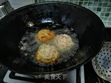 Make Red burning lion head step 8