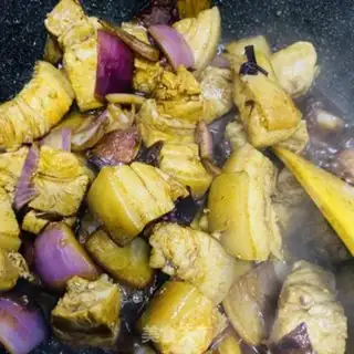 Make Soy sauce and meat step 3