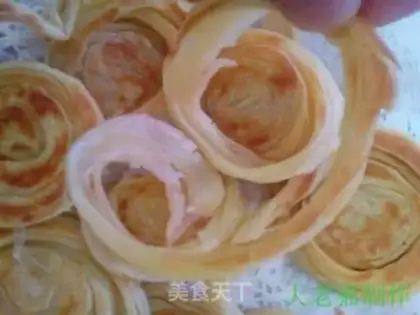 Make Onion cake step 19