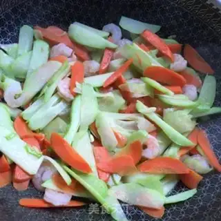 Make Fried Shrimp step 5