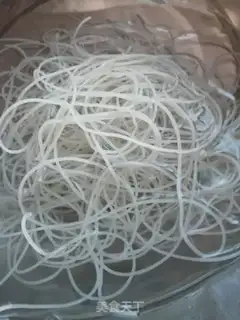 Make Tomato egg rice noodles step 3