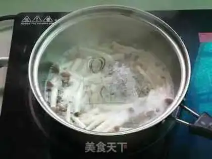Make Shrimp noodles step 2