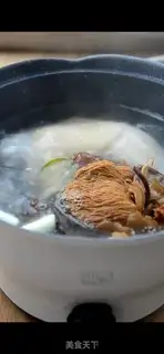 Make Chicken soup with mushrooms step 5