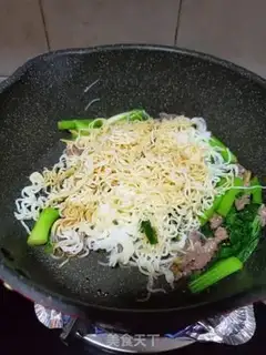 Make Spring beef rice powder step 5
