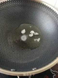 Make Red roasted cow noodles step 5