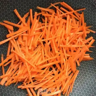 Make Carrot beef step 1