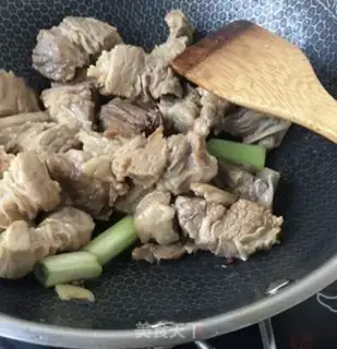 Make Red roasted cow noodles step 8