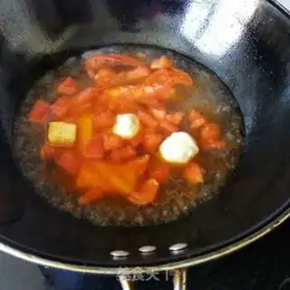 Make Tomato pan noodles step 2