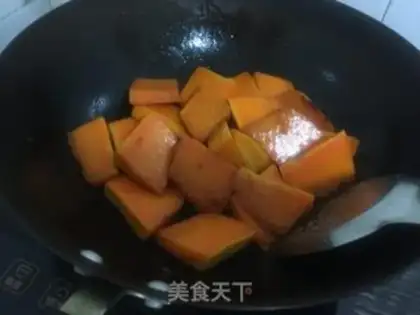 Make Sweet pumpkin rice step 1