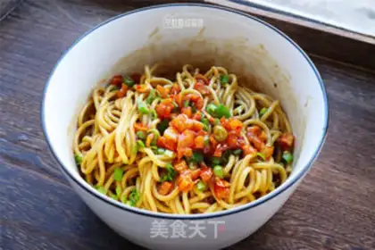 Make Hot dry noodles step 6