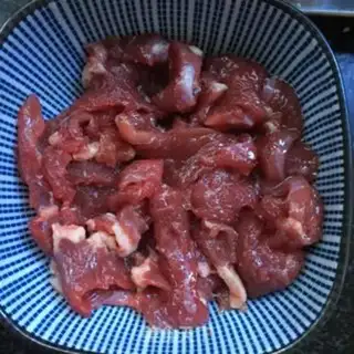 Make Cream of beef step 1