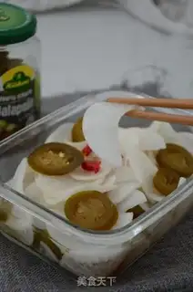 Make Chili radish pickles step 5
