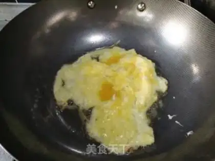 Make Tomato egg noodles step 3