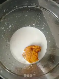 Make A bebed pumpkin milkshake step 4