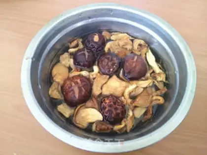 Make Mushroom duck soup step 1