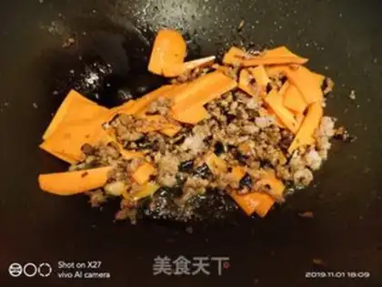 Make Carrots, cabbage, pasta step 4