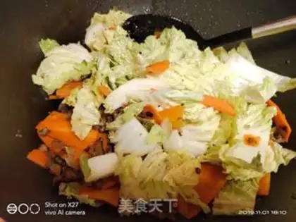 Make Carrots, cabbage, pasta step 6