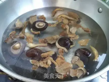 Make Mushroom duck soup step 4