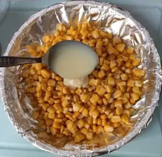 Make Sweet cheese corn step 1