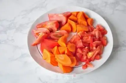 Make Tomato noodles step 2