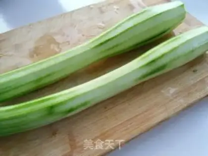 Make Squid silk soup step 2