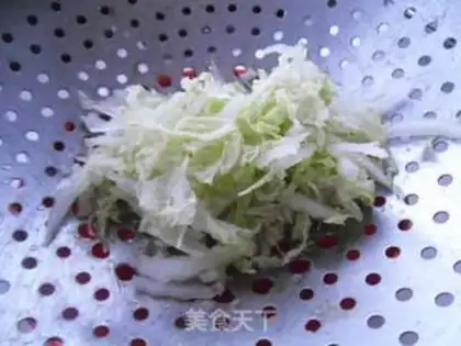 Make Four pieces of noodles step 3