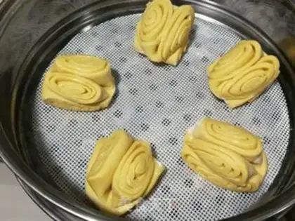 Make The sweet pumpkin roll step 8