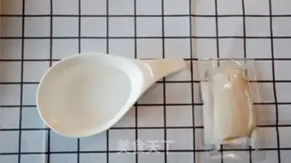 Make Tomato cod congee step 1