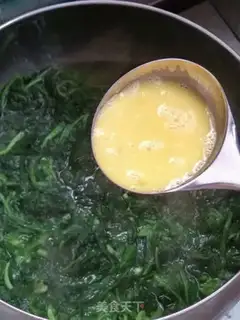 Make Spinach egg soup step 4