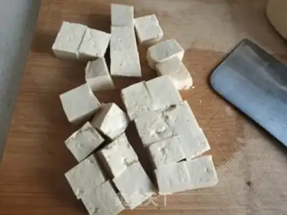 Make Soy sauce tofu soup step 0
