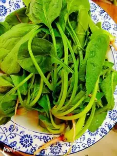 Make Spicy spinach tofu step 0